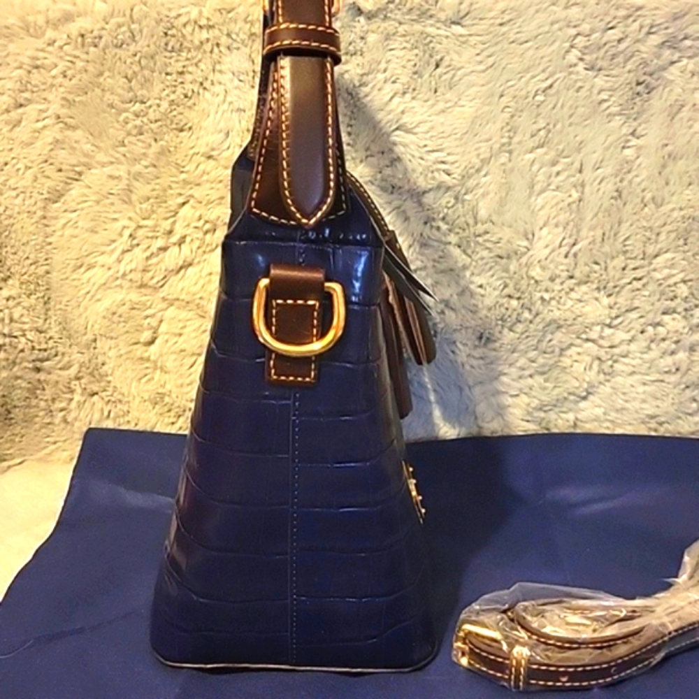 New Dooney & Bourke Oakdale Paige Crocodile Embossed Crossbody Midnight Blue - Picture 6 of 14